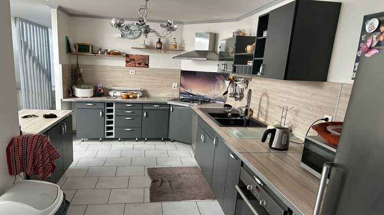 Ma-Cabane - Vente Immeuble Valréas, 268 m²