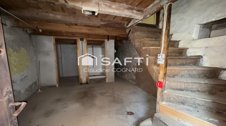 Ma-Cabane - Vente Immeuble Vergisson, 30 m²