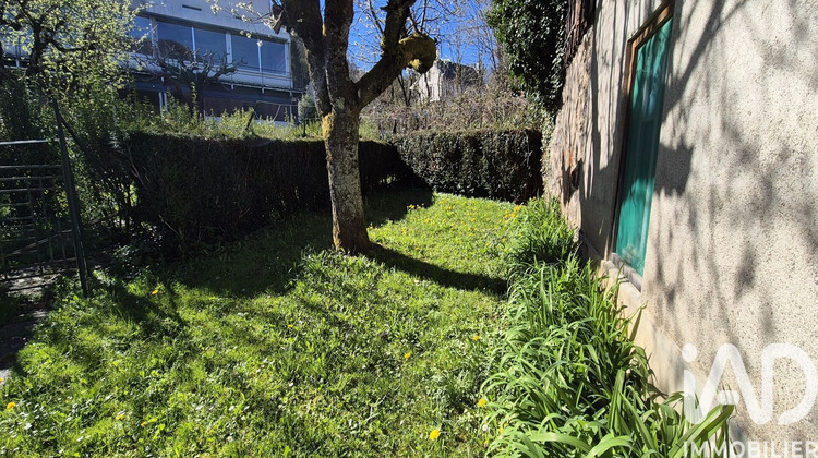 Ma-Cabane - Vente Immeuble Vic-sur-Cère, 80 m²