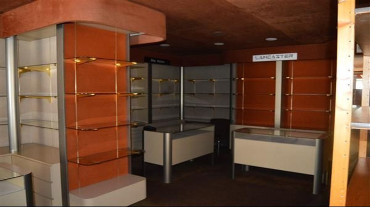 Ma-Cabane - Vente Immeuble Vierzon, 450 m²