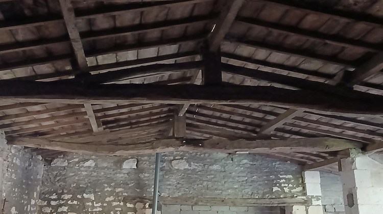 Ma-Cabane - Vente Immeuble Villars-en-Pons, 5864 m²