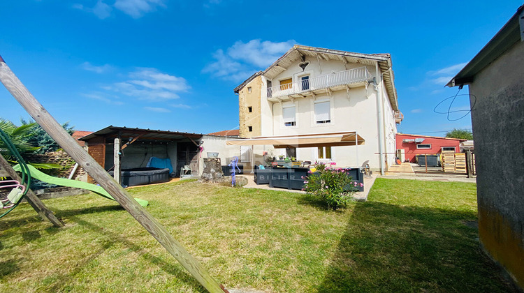 Ma-Cabane - Vente Immeuble VILLECOMTAL-SUR-ARROS, 405 m²