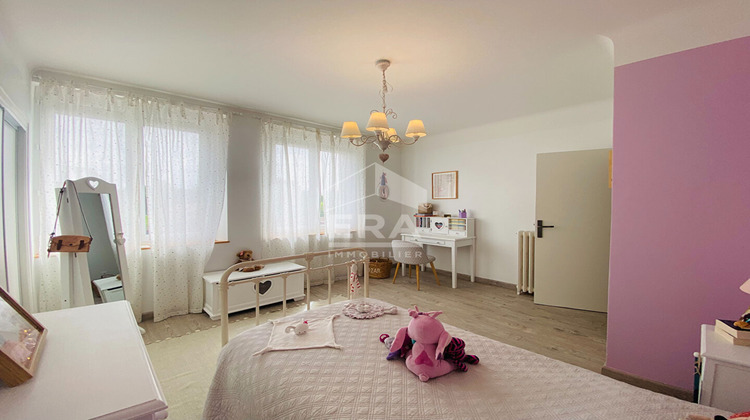 Ma-Cabane - Vente Immeuble VILLECOMTAL-SUR-ARROS, 405 m²