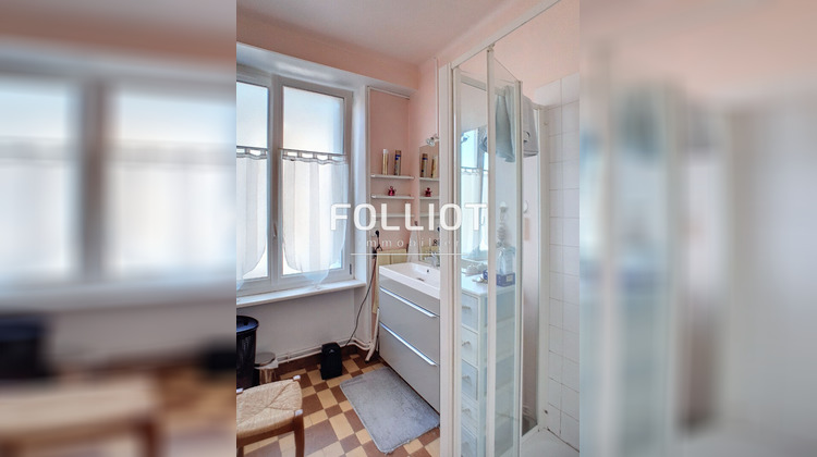 Ma-Cabane - Vente Immeuble VILLEDIEU-LES-POELES, 300 m²