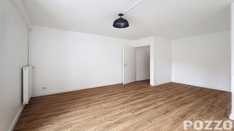 Ma-Cabane - Vente Immeuble VILLEDIEU-LES-POELES, 185 m²