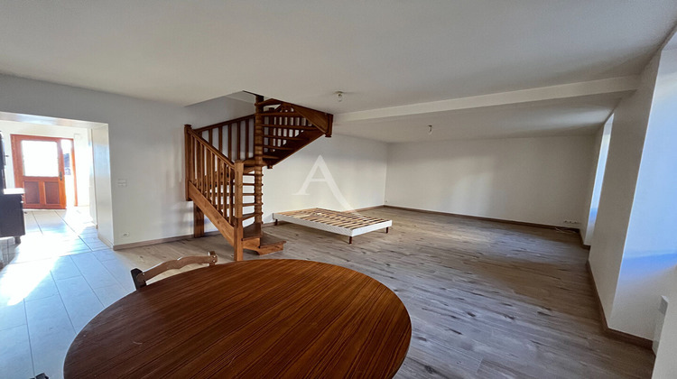 Ma-Cabane - Vente Immeuble VILLEFRANCHE-DU-PERIGORD, 300 m²