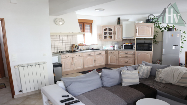 Ma-Cabane - Vente Immeuble Villeneuve-la-Guyard, 316 m²