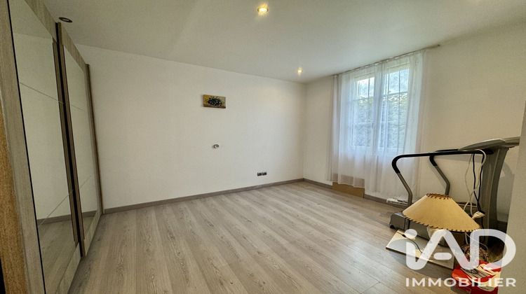 Ma-Cabane - Vente Immeuble Villeneuve-la-Guyard, 109 m²