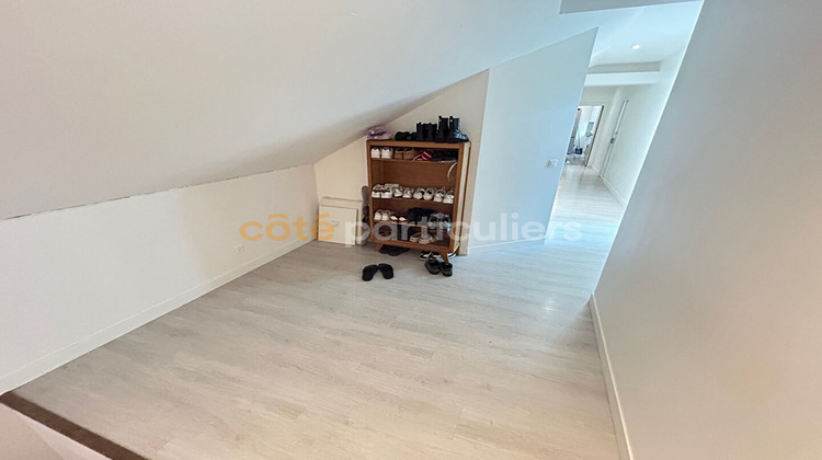 Ma-Cabane - Vente Immeuble VILLENEUVE-LE-ROI, 195 m²