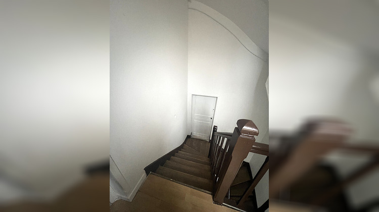 Ma-Cabane - Vente Immeuble VOUZIERS, 124 m²
