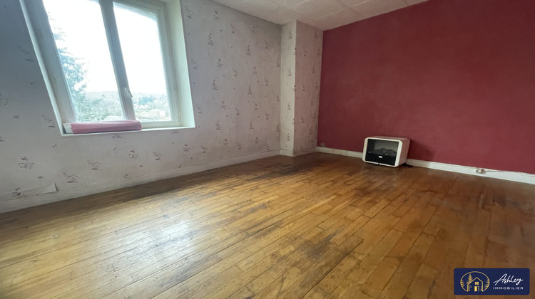 Ma-Cabane - Vente Immeuble Ydes, 180 m²