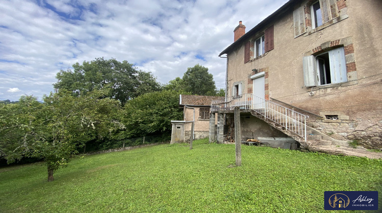 Ma-Cabane - Vente Immeuble Ydes, 180 m²