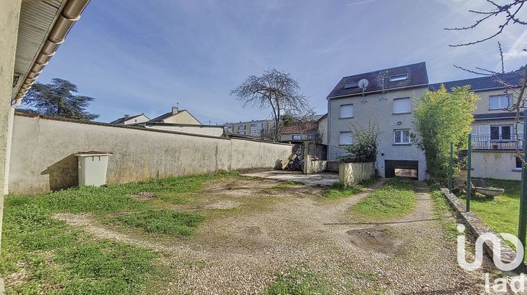 Ma-Cabane - Vente Immeuble Yerres, 187 m²