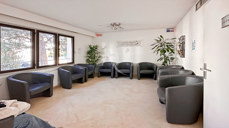 Ma-Cabane - Vente Local commercial ACHERES, 181 m²