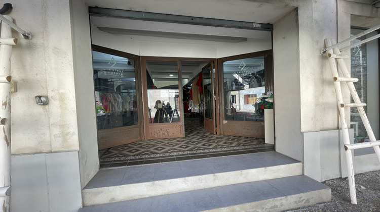 Ma-Cabane - Vente Local commercial AIGUES MORTES, 115 m²