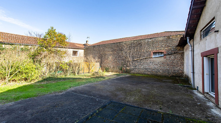 Ma-Cabane - Vente Local commercial AIRE-SUR-L'ADOUR, 354 m²