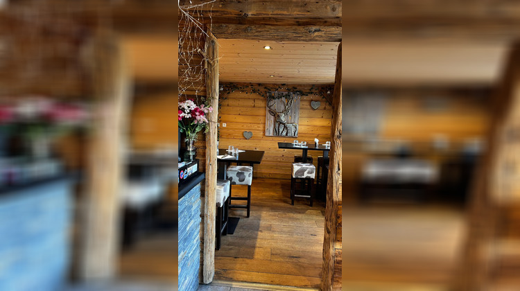 Ma-Cabane - Vente Local commercial ALBIEZ-MONTROND, 120 m²