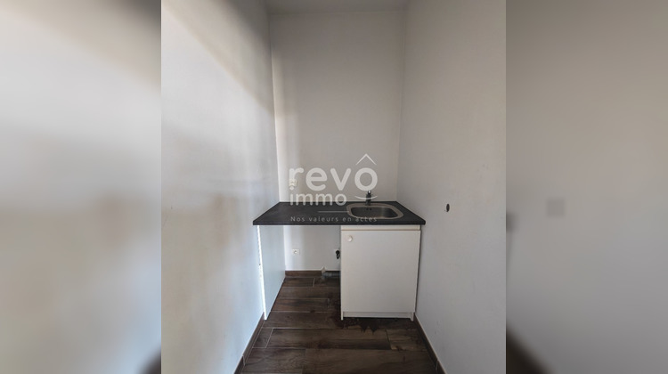Ma-Cabane - Vente Local commercial AMBERIEUX EN DOMBES, 76 m²