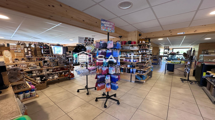 Ma-Cabane - Vente Local commercial Ancelle, 160 m²