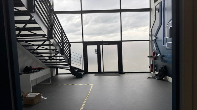 Ma-Cabane - Vente Local commercial ANDREZIEUX-BOUTHEON, 858 m²