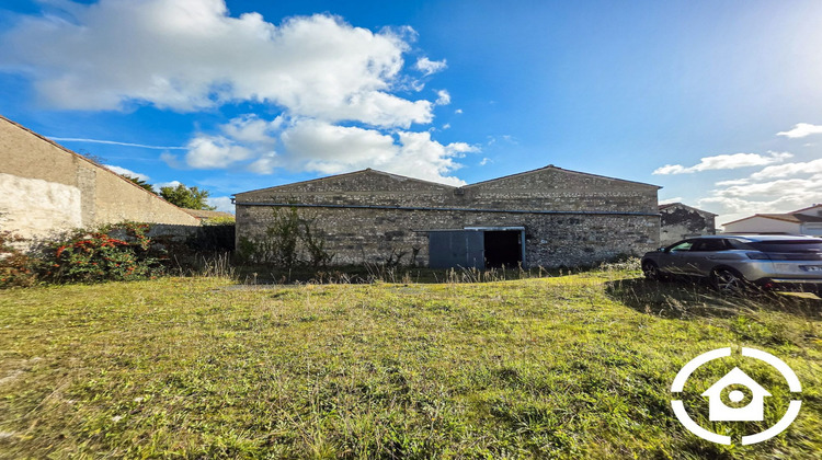 Ma-Cabane - Vente Local commercial Angeac-champagne, 180 m²
