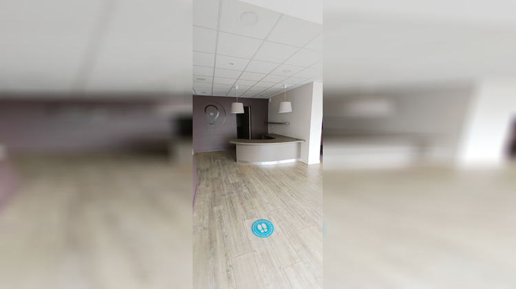 Ma-Cabane - Vente Local commercial ANGOULEME, 135 m²