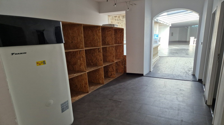Ma-Cabane - Vente Local commercial ANGOULEME, 220 m²