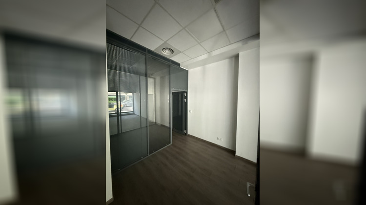 Ma-Cabane - Vente Local commercial ANNEMASSE, 96 m²