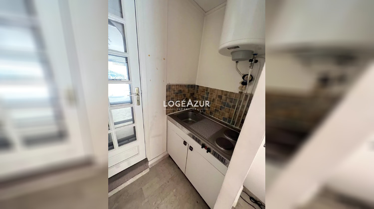 Ma-Cabane - Vente Local commercial Antibes, 22 m²