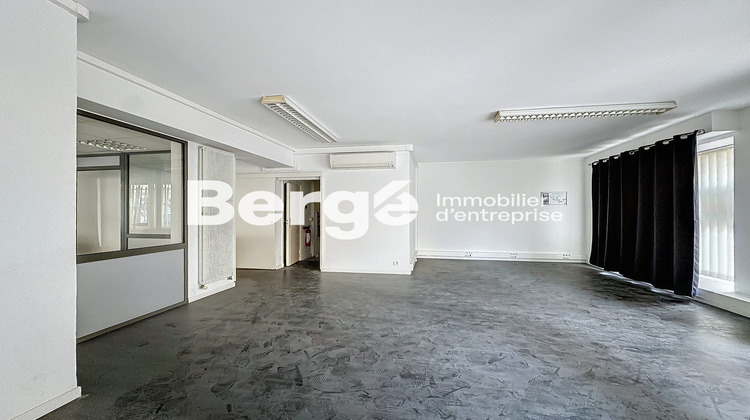 Ma-Cabane - Vente Local commercial Antibes, 302 m²