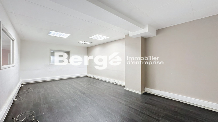 Ma-Cabane - Vente Local commercial Antibes, 302 m²