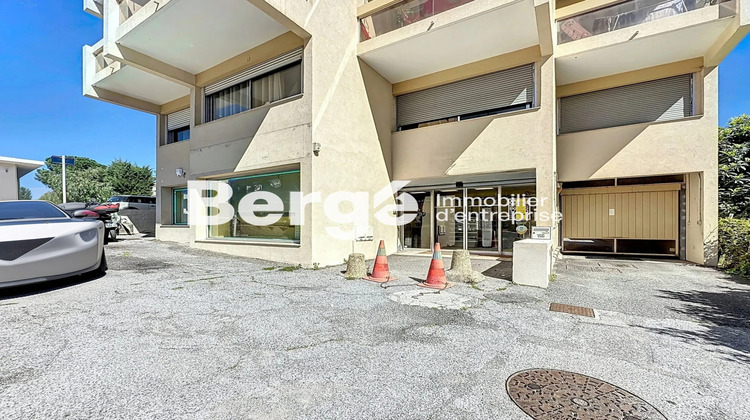 Ma-Cabane - Vente Local commercial Antibes, 133 m²