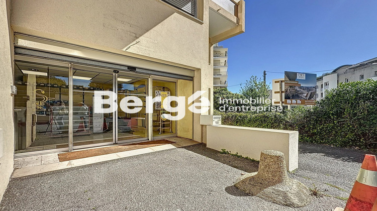 Ma-Cabane - Vente Local commercial Antibes, 133 m²