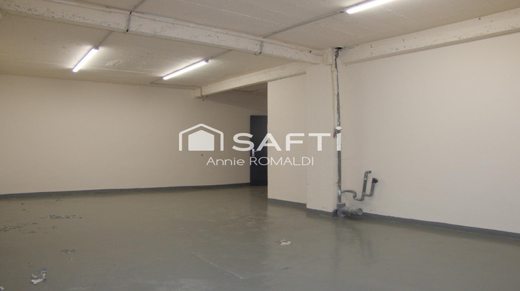 Ma-Cabane - Vente Local commercial Argenteuil, 421 m²