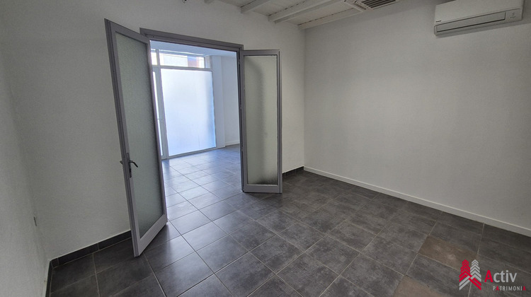 Ma-Cabane - Vente Local commercial Arles, 55 m²