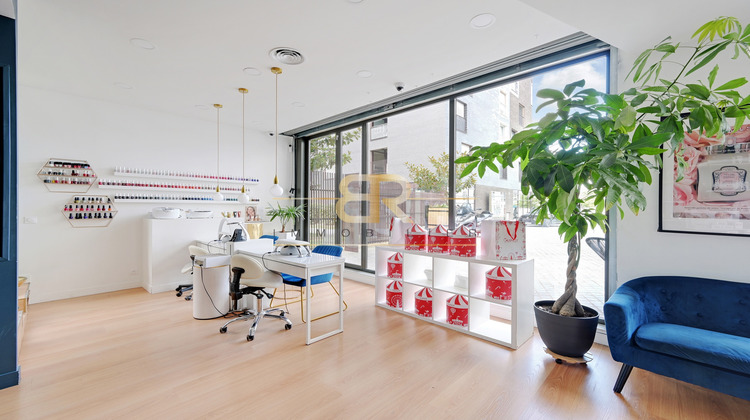 Ma-Cabane - Vente Local commercial Asnières-sur-Seine, 130 m²