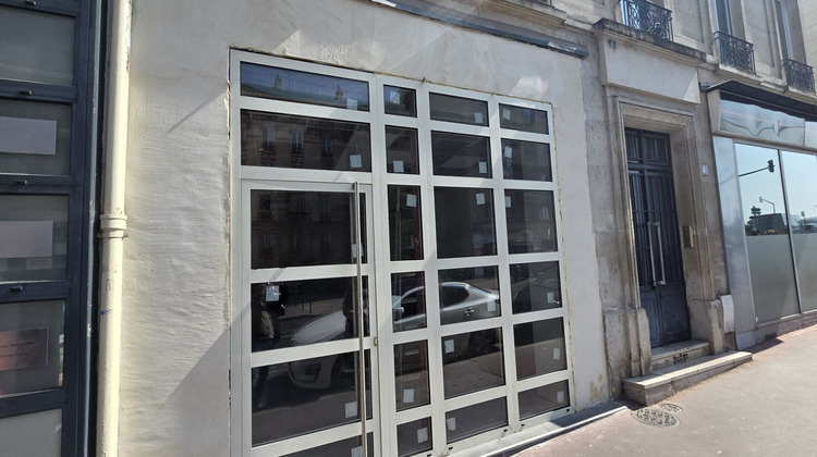 Ma-Cabane - Vente Local commercial ASNIERES-SUR-SEINE, 65 m²