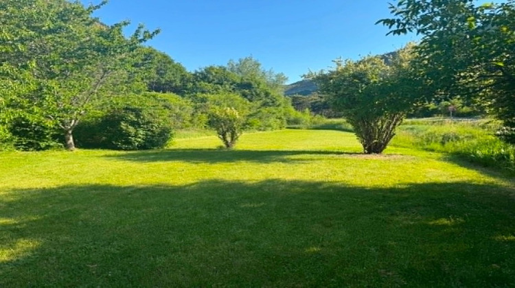 Ma-Cabane - Vente Local commercial ASPRES SUR BUECH, 42 m²