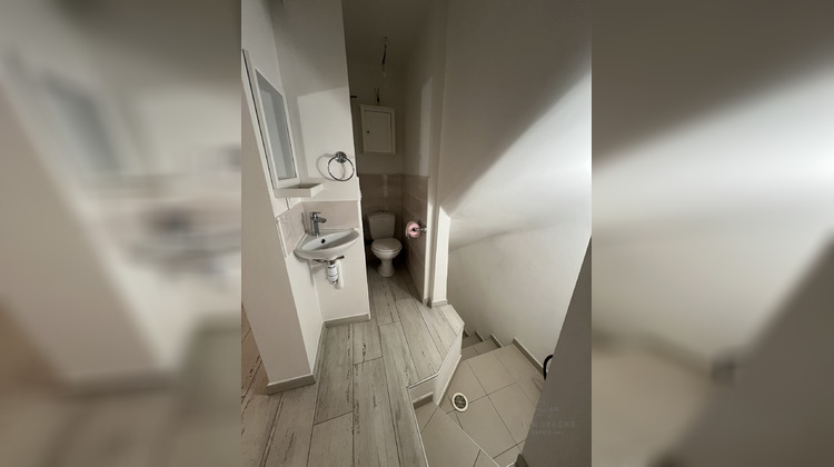 Ma-Cabane - Vente Local commercial Aubagne, 60 m²