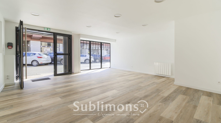 Ma-Cabane - Vente Local commercial Auray, 100 m²