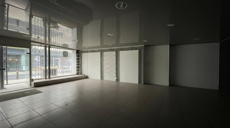 Ma-Cabane - Vente Local commercial AURILLAC, 53 m²