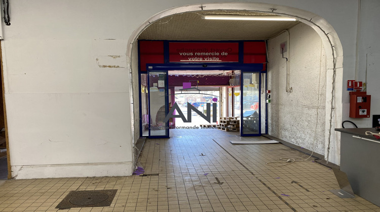 Ma-Cabane - Vente Local commercial Bacqueville-en-Caux, 1044 m²