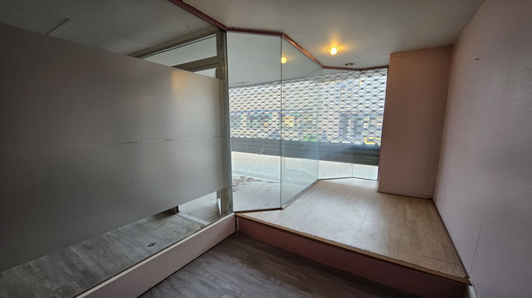 Ma-Cabane - Vente Local commercial BAGNOLS SUR CEZE, 51 m²