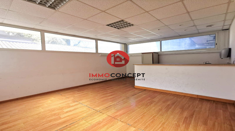 Ma-Cabane - Vente Local commercial Bagnols-sur-Cèze, 138 m²