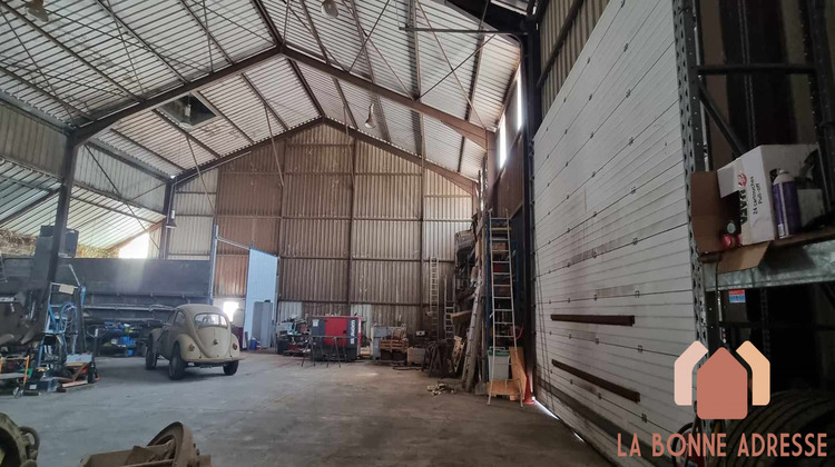 Ma-Cabane - Vente Local commercial Baisieux, 2050 m²
