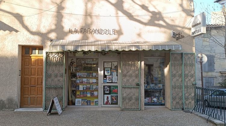 Ma-Cabane - Vente Local commercial BARBENTANE, 156 m²