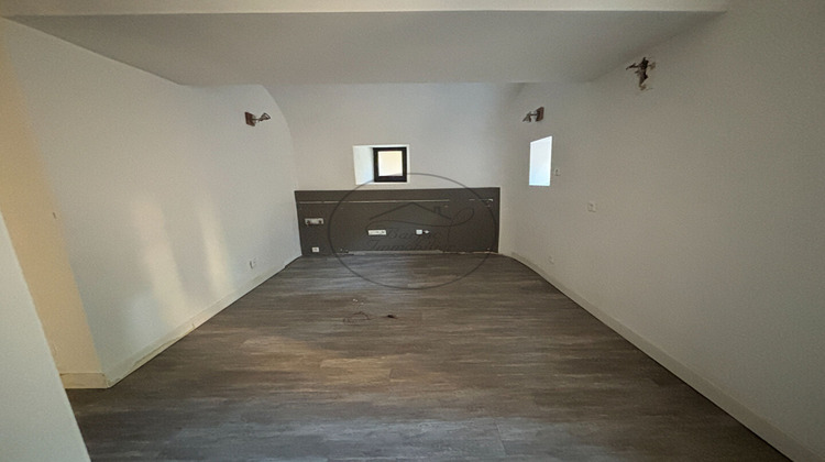 Ma-Cabane - Vente Local commercial BARJAC, 140 m²