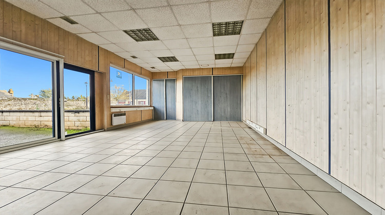 Ma-Cabane - Vente Local commercial BAZOUGES-LA-PEROUSE, 662 m²