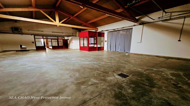 Ma-Cabane - Vente Local commercial BEAUCAIRE, 800 m²