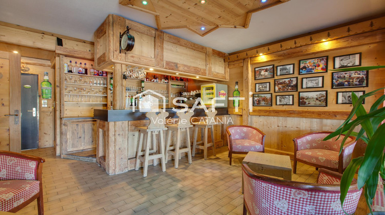 Ma-Cabane - Vente Local commercial Beaucroissant, 990 m²